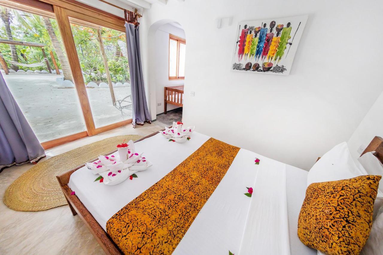 Natural Garden Boutique Hotel Джамбиани Экстерьер фото