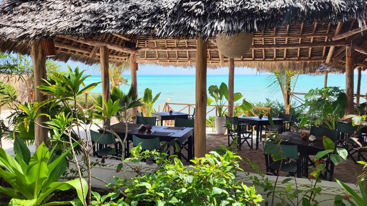 Natural Garden Boutique Hotel Джамбиани Экстерьер фото