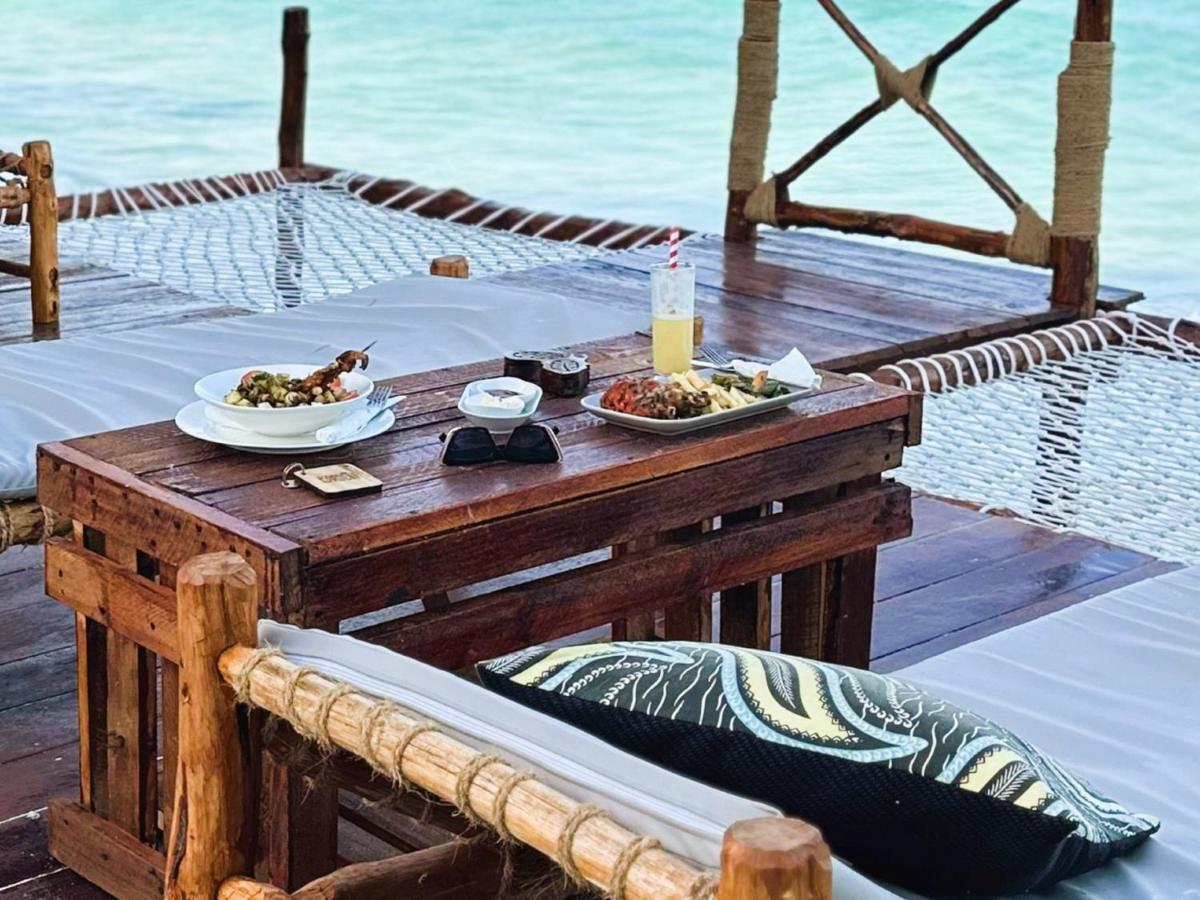 Natural Garden Boutique Hotel Джамбиани Экстерьер фото