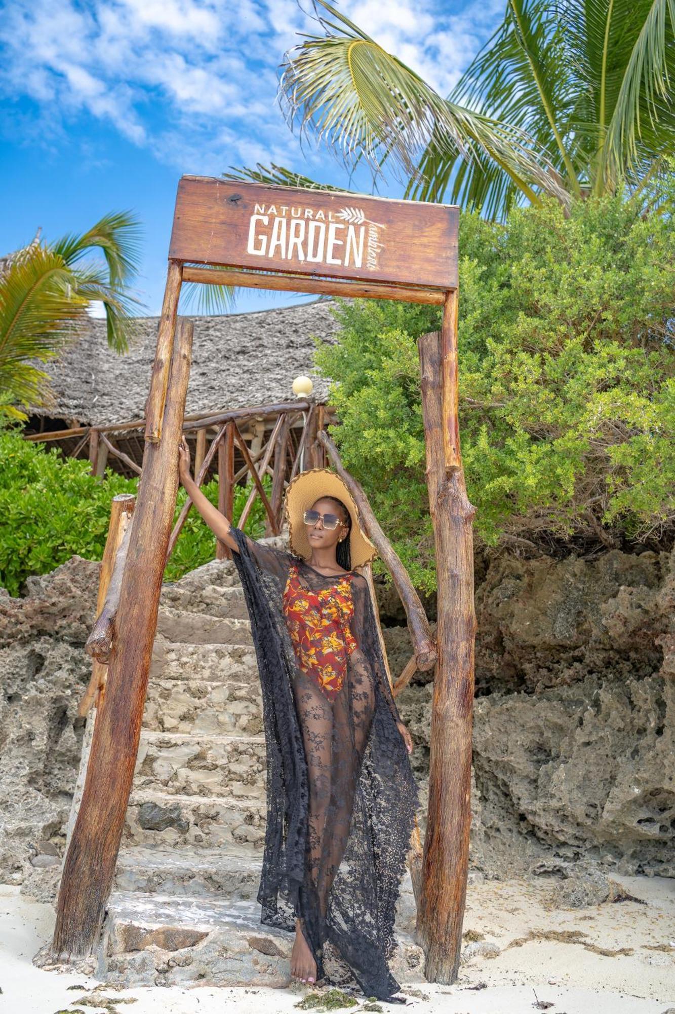 Natural Garden Boutique Hotel Джамбиани Экстерьер фото